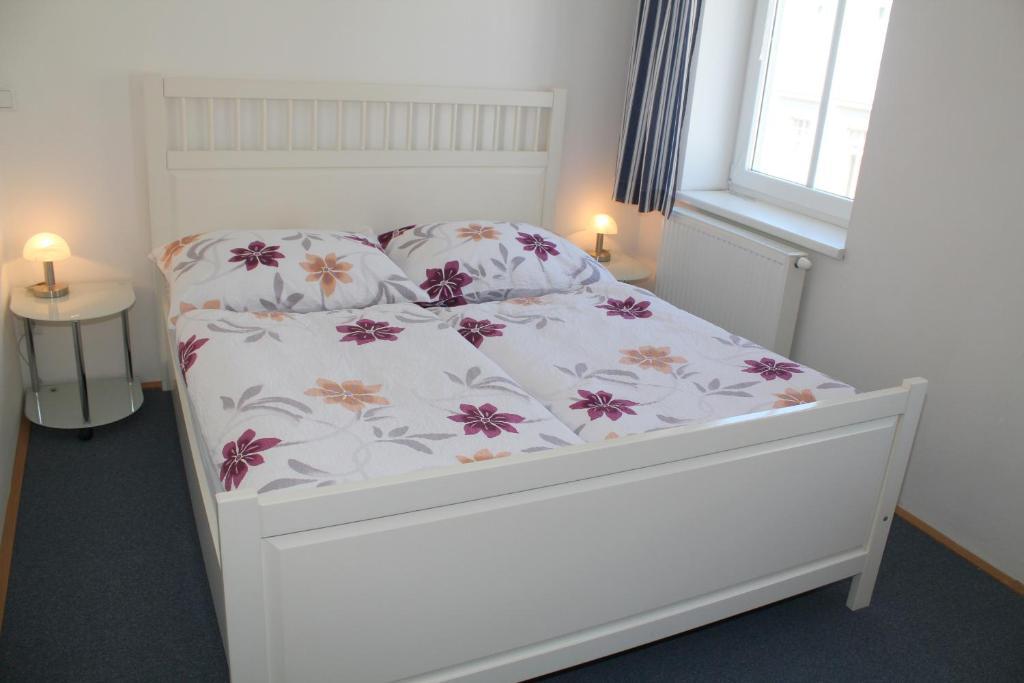 3 Rooms Sunny Apartments-Schoenbrunn, 100M2 With Balcony Wien Exterior foto